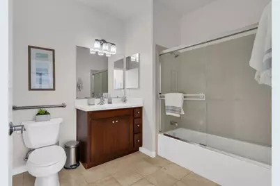 701 Zephyr Dr, Oakland, CA 94607 - Photo 8