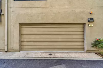 701 Zephyr Dr, Oakland, CA 94607 - Photo 48