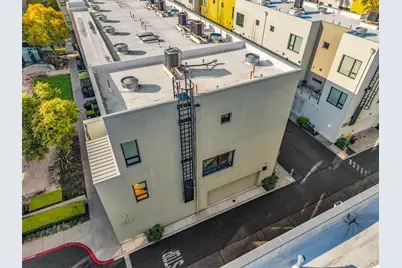 701 Zephyr Dr, Oakland, CA 94607 - Photo 54