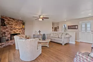 60 Dots Cir, Hollister, CA 95023 - Photo 16