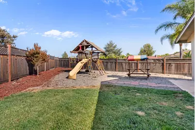 60 Dots Cir, Hollister, CA 95023 - Photo 42