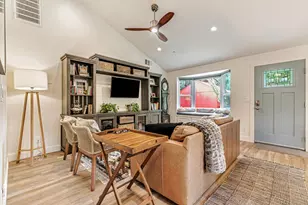 404 Shamrock Dr, Campbell, CA 95008 - Photo 32