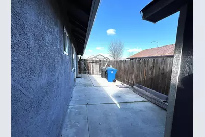 462 Chablis Way, Manteca, CA 95337 - Photo 24