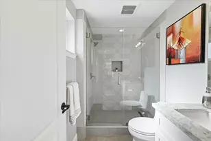 1325 Araujo St, San Jose, CA 95131 - Photo 12