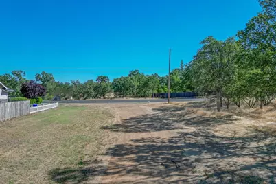 19709 Sweet Brier Pl, Cottonwood, CA 96022 - Photo 4