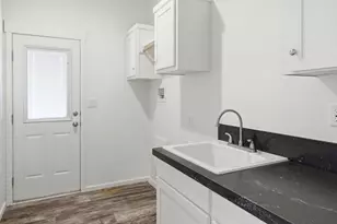 500 W 10th St 140, Gilroy, CA 95020 - Photo 30