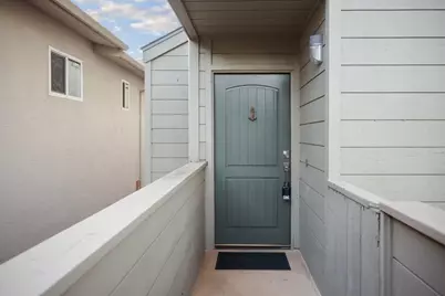 504 Ocean Ave 4, Monterey, CA 93940 - Photo 2