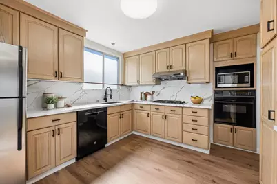 31 Avalon Dr, Daly City, CA 94015 - Photo 20