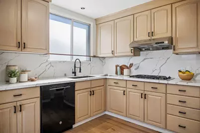 31 Avalon Dr, Daly City, CA 94015 - Photo 24