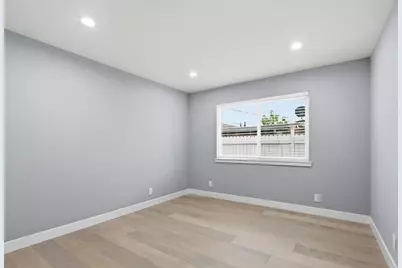 2121 Francis Ave, Santa Clara, CA 95051 - Photo 14