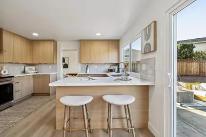 2043 Shellback Pl, San Jose, CA 95133 - Photo 12