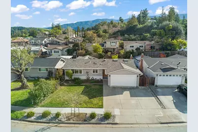 1710 Canna Ln, San Jose, CA 95124 - Photo 2