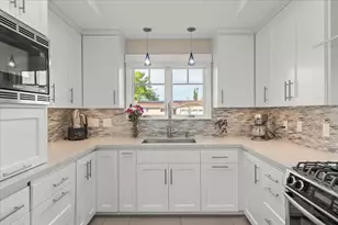 1710 Canna Ln, San Jose, CA 95124 - Photo 2