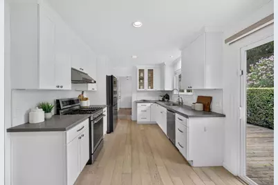 295 Bay Rd, Menlo Park, CA 94025 - Photo 12