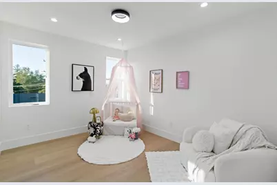 1040 W Riverside Way, San Jose, CA 95129 - Photo 58