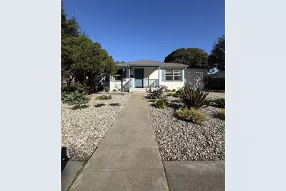 241 Lerwick Dr, Monterey, CA 93940 - Photo 2