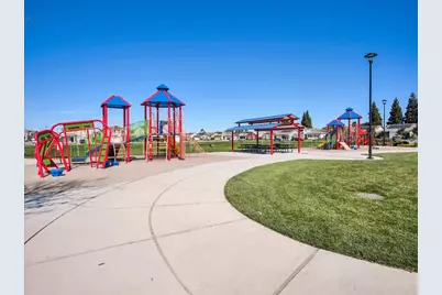 1415 Crimson Ln, Manteca, CA 95336 - Photo 48