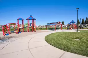 1415 Crimson Ln, Manteca, CA 95336 - Photo 48