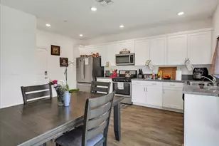 1415 Crimson Ln, Manteca, CA 95336 - Photo 16