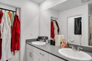 1415 Crimson Ln, Manteca, CA 95336 - Photo 28