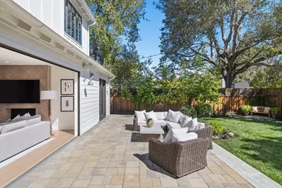 311 Linfield Dr, Menlo Park, CA 94025 - Photo 32