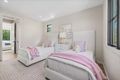 311 Linfield Dr, Menlo Park, CA 94025 - Photo 64