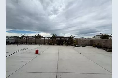 1045 Osprey Dr, Lathrop, CA 95330 - Photo 8