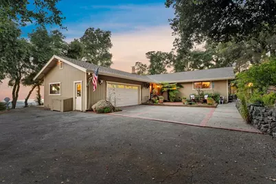 24854 Skyland Rd, Los Gatos, CA 95033 - Photo 2