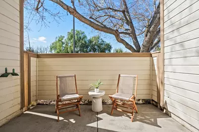 1302 Fairway Entrance Dr, San Jose, CA 95131 - Photo 16