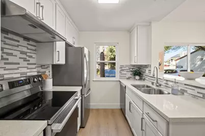 1302 Fairway Entrance Dr, San Jose, CA 95131 - Photo 8