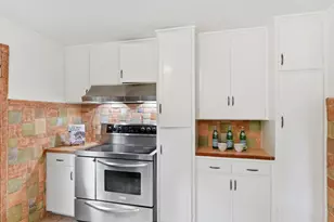 1665 Middlefield Rd, Palo Alto, CA 94301 - Photo 10