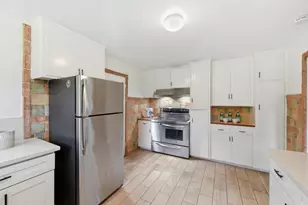 1665 Middlefield Rd, Palo Alto, CA 94301 - Photo 12