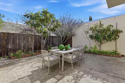 32 Lido Cir, Redwood City, CA 94065 - Photo 54