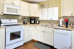 1146 Birch Ave 19, Seaside, CA 93955 - Photo 16
