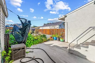 1365 Vine St, San Jose, CA 95110 - Photo 16