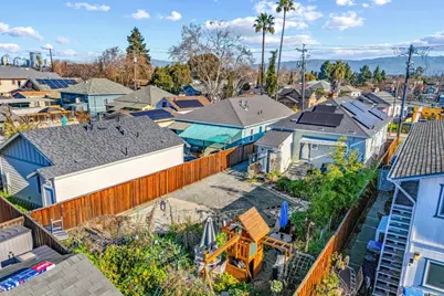 1365 Vine St, San Jose, CA 95110 - Photo 12