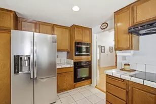 2836 Broken Oak Ct, San Jose, CA 95148 - Photo 16