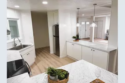 128 Chateau La Salle Dr 128, San Jose, CA 95111 - Photo 4