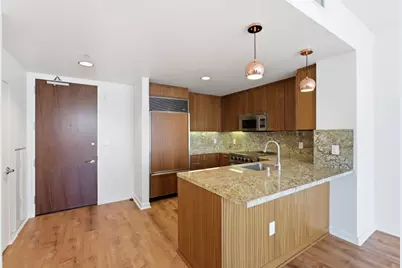 38 N Almaden Blvd 1906, San Jose, CA 95110 - Photo 16