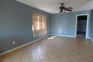 5850 E Ramona Ave, Fresno, CA 93727 - Photo 10