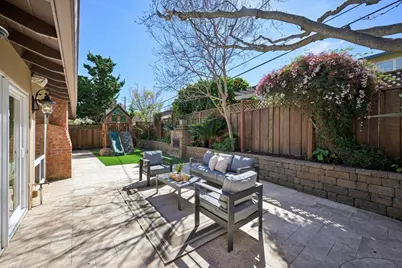 646 Oneida Dr, Sunnyvale, CA 94087 - Photo 52