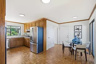 2734 Summit Dr, Burlingame, CA 94010 - Photo 30