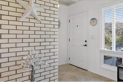 22 Melway Cir, Monterey, CA 93940 - Photo 8