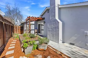 1392 Mantelli Dr, Gilroy, CA 95020 - Photo 20