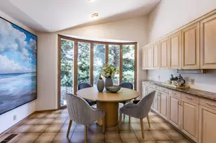 927 Continental Dr, Menlo Park, CA 94025 - Photo 6