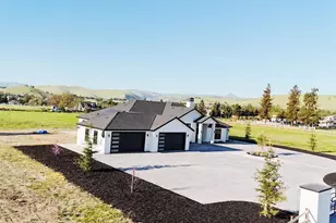 600 Torrano Ct, Hollister, CA 95023 - Photo 36