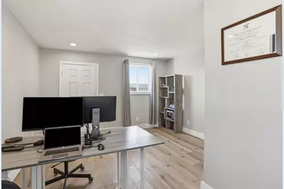 166 E Humboldt St, San Jose, CA 95112 - Photo 24