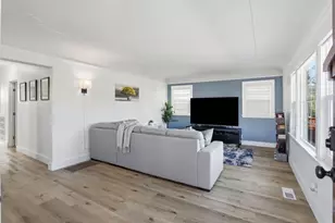 166 E Humboldt St, San Jose, CA 95112 - Photo 4