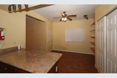 9219 Holly St, Oakland, CA 94603 - Photo 6