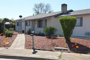 460 SE Jeremy Ct, Oakdale, CA 95361 - Photo 2